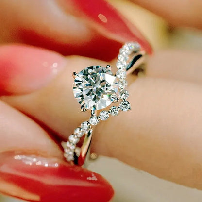 Elegant Luxury Women's Cubic Zirconia Wedding Band Ring