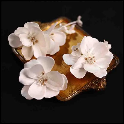 Elegant Bridal Hairgrips Set - Handmade Romantic Flower Hairpins for Weddings and Engagements 3 PCS