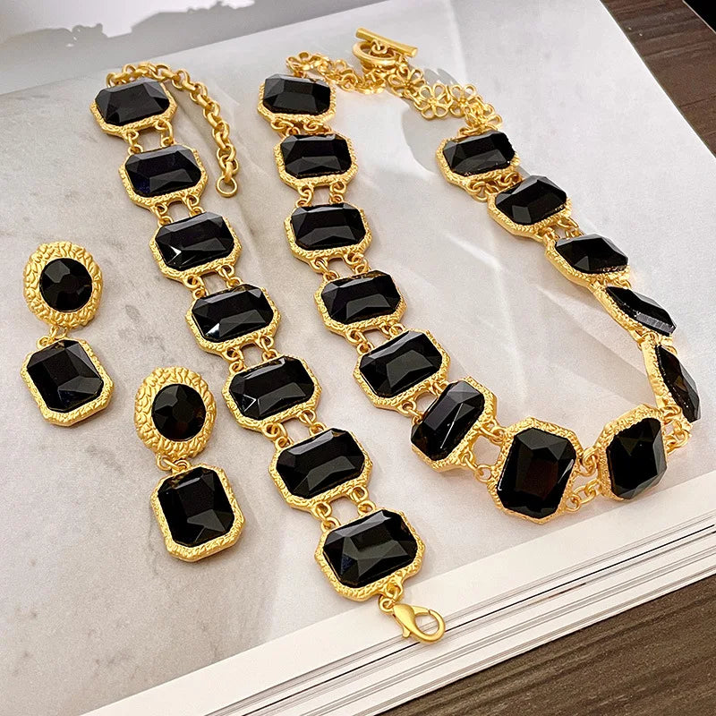 Vintage Inspired Geometric Black Metal Jewelry Set for Women