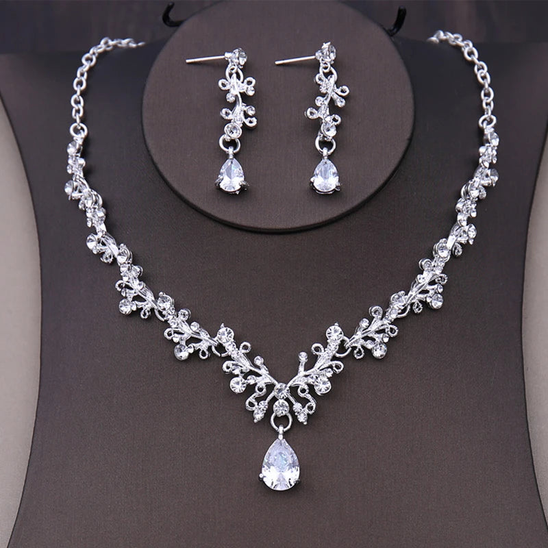 Luxury Bridal Crystal Heart Jewelry Set - Top-Rated Rhinestone Tiara, Choker & Earrings Silver 2