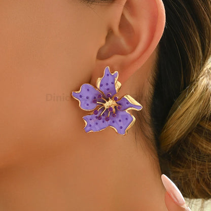 Elegant Asymmetric Petal Flower Earrings for Women - High Quality Fashion Jewelry