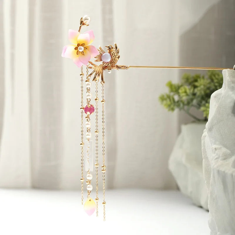 Vintage Chinese Flower Hairpin Elegant Hanfu Hair Stick for Women