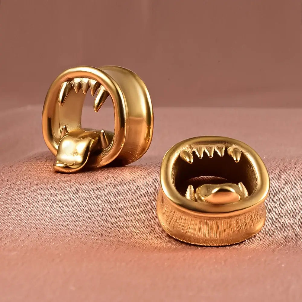 Vankula 2PCS 316L Stainless Steel Monster Tongue Ear Tunnels Body Jewelry