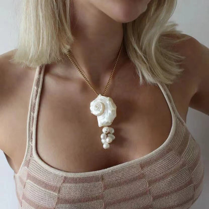Elegant Freshwater Pearl Conch Necklace for Women - Unique Vacation Jewelry with Stainless Steel Chain