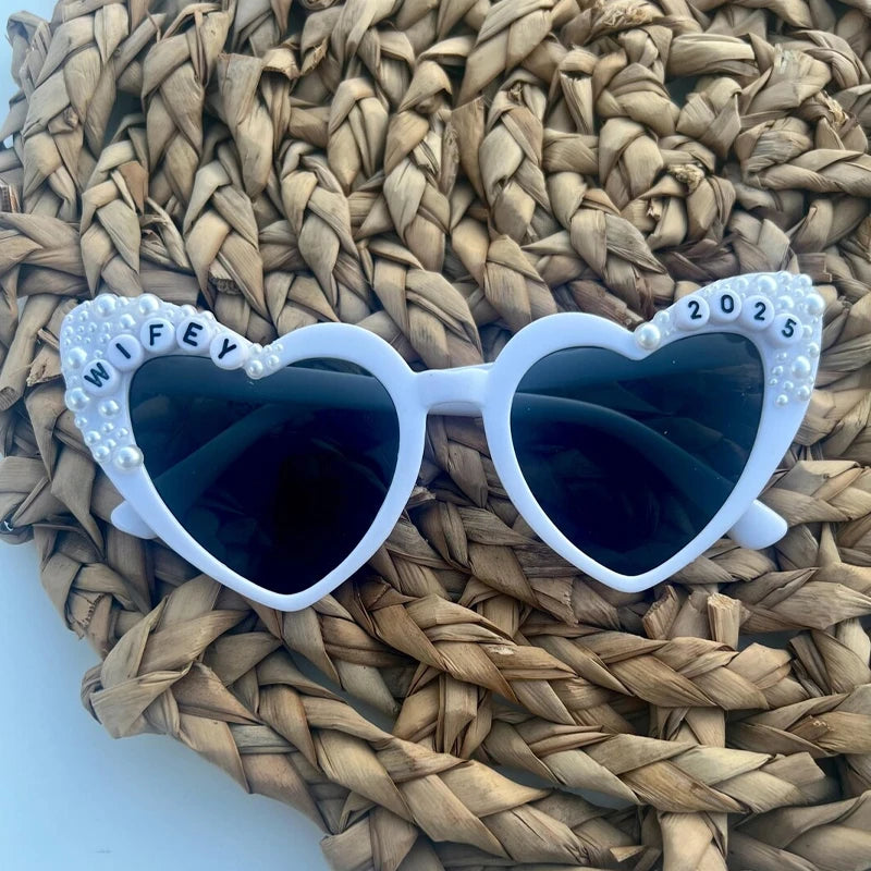 Wifey 2025 Pearl Heart Bridal Sunglasses for Beach Wedding and Bachelorette Parties
