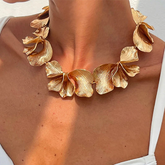 Ingemark Punk Irregular Petals Flower Chain Necklace Gold Color Metal Choker Steampunk Jewelry for Women