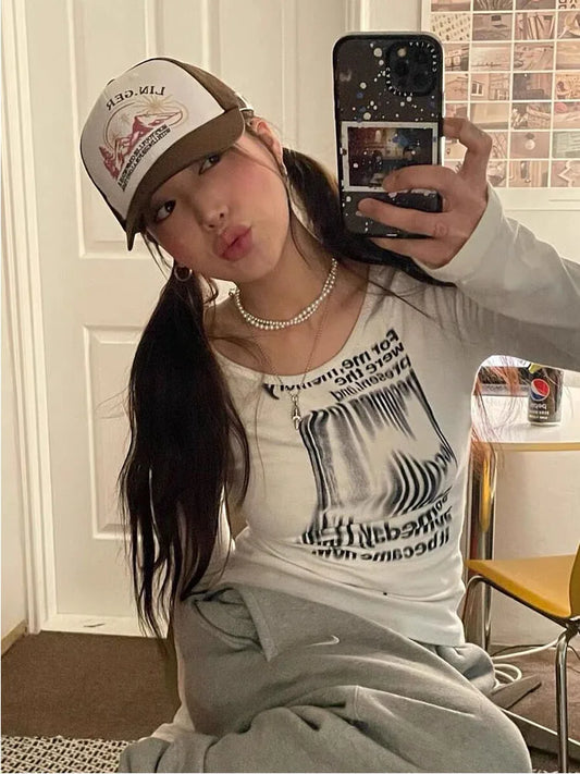 Graffiti Letter Print Womens Crop Top Streetwear Tee