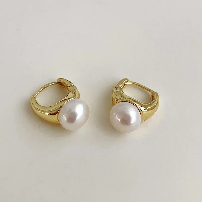 ZAKOL Elegant Minimalist Pearl Hoop Earrings Timeless Jewelry Gift for Women Gold Color C