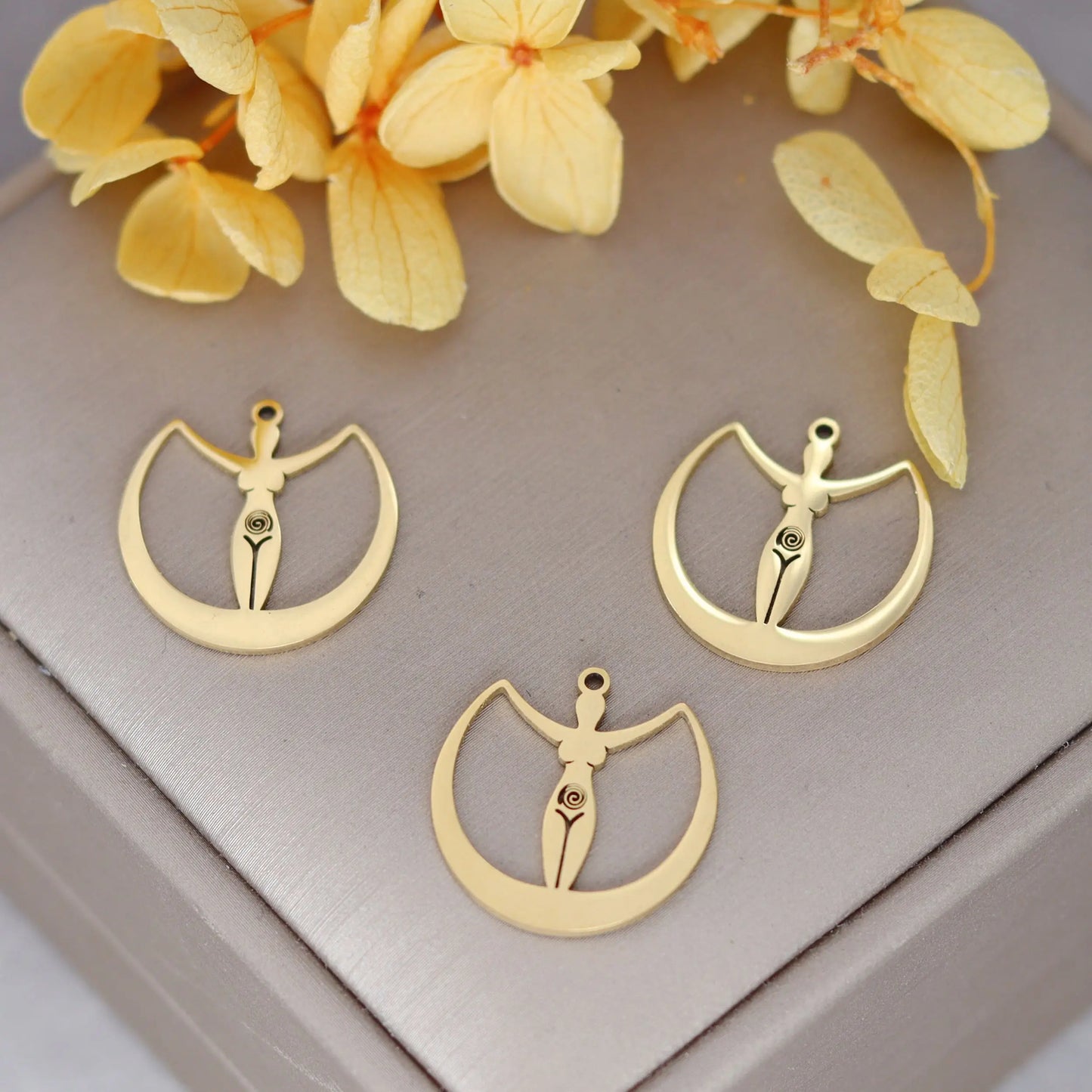 Elegant DIY Amulet Set: Phoenix Bird, Hummingbird, Snake Charms in Stainless Steel for Jewelry Making