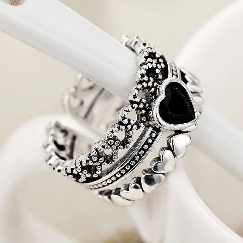 Huitan Vintage Black Heart Rings for Women - Chic Hip Hop Party Jewelry Accessories