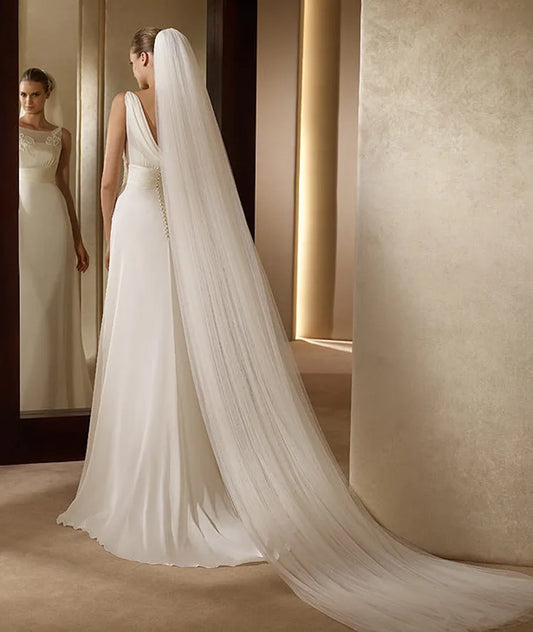 Elegant Two-Layer White Ivory Bridal Veil with Comb for Weddings