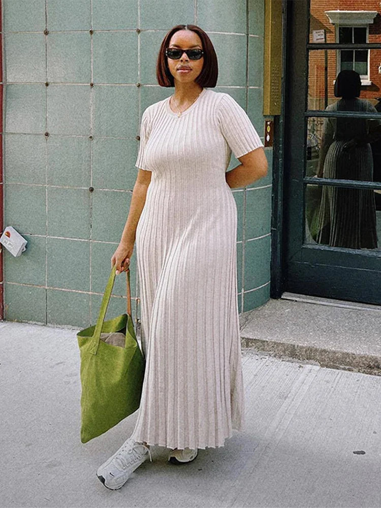 Knitted Women Long Dress Short Sleeve Pleated Lady Dresses