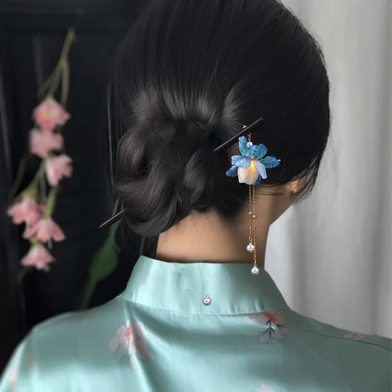 Vintage Luminous Tassel Hairpin Wooden Hanfu Hair Stick Elegant Chinese Headdress Gift