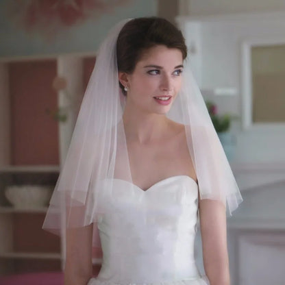 Elegant Two-Layer Tulle Bridal Veil with Comb for Wedding Day Charm