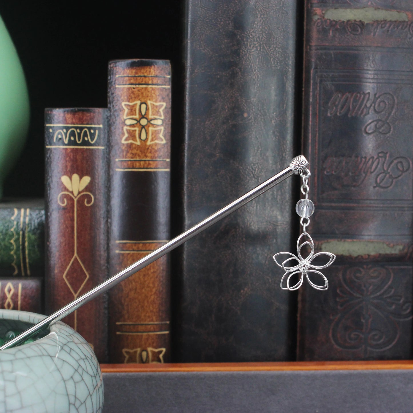 Fashion Metal Chinese Hair Stick with Butterfly Crystal Accent for Women in Silver and Gold - Elegant Hair Jewelry Accessory Gift