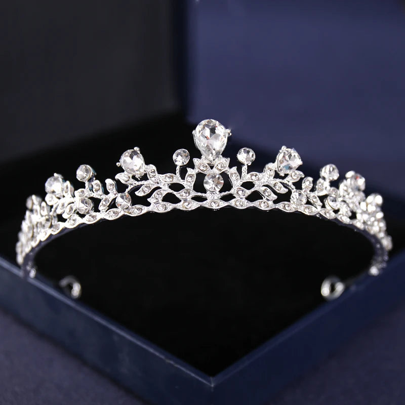 Silver Crysta Baroque Vintage Tiara - Top-Rated Wedding Hair Accessory for Brides & Pageants Silver
