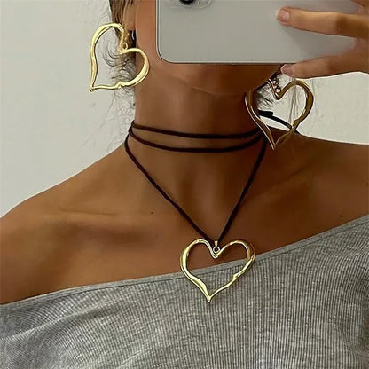 Elegant Gold Heart Pendant Necklace and Earrings Set with Velvet Rope Chain for Women
