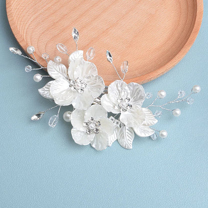 Elegant Korean Style Handmade Bridal Hair Clip – White Petal Flower Headpiece for Wedding