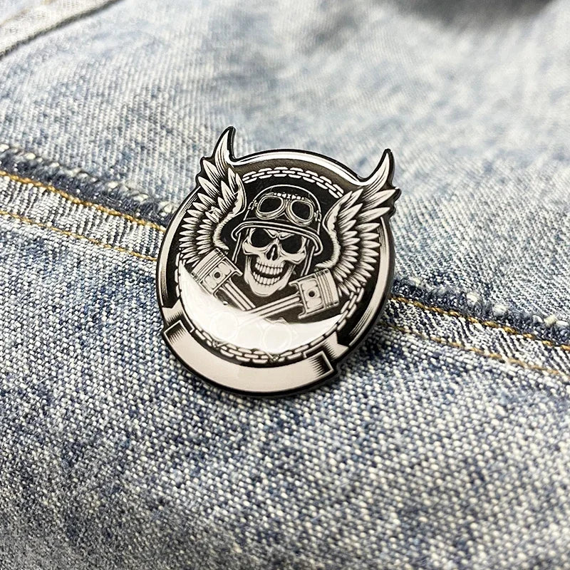 Gothic Skull Helmet Motorcycle Brooch Pin - Unique Unisex Metal Jewelry Gift