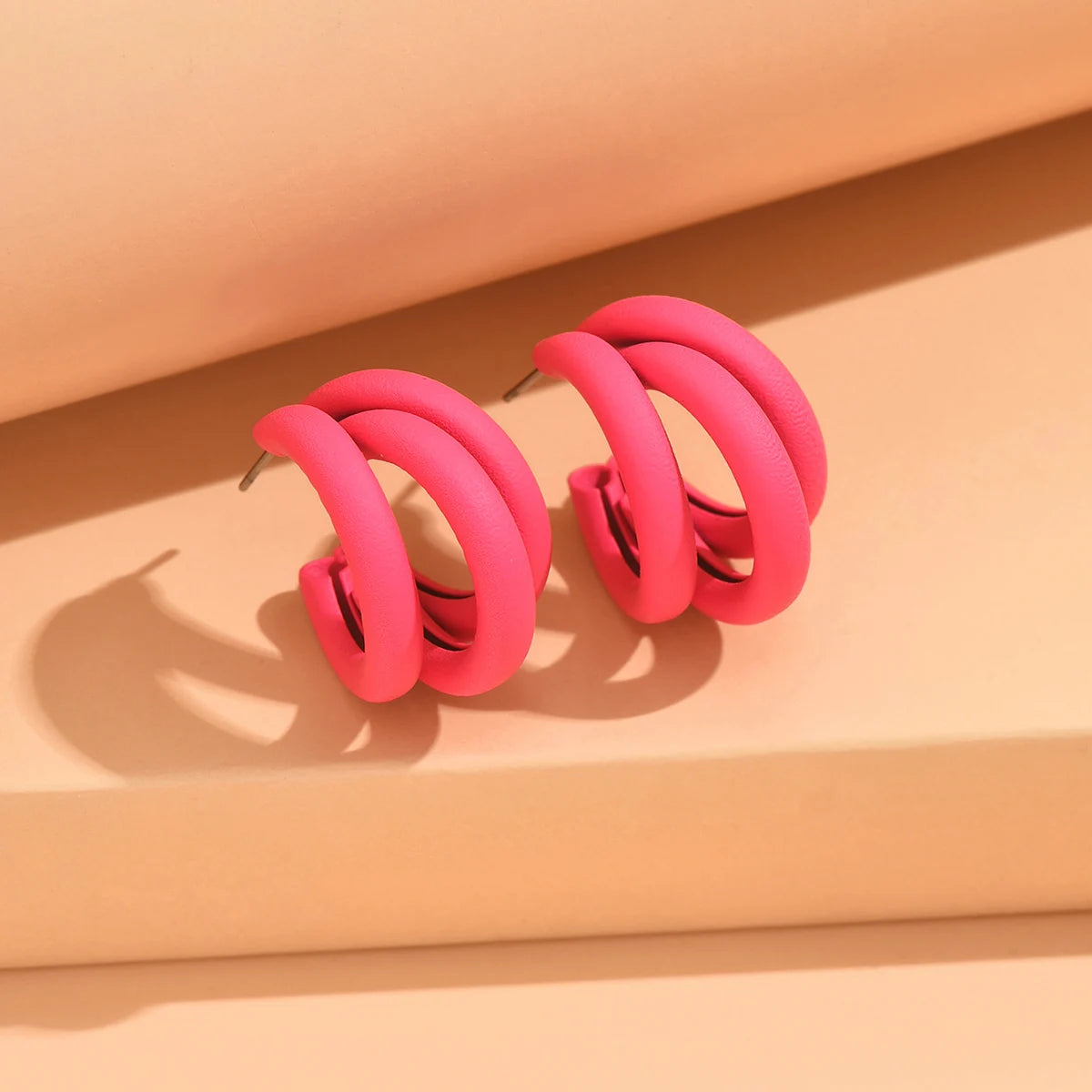 Elegant Gold Hoop Earrings Vintage Geometric Luxury Jewelry for Women rose red