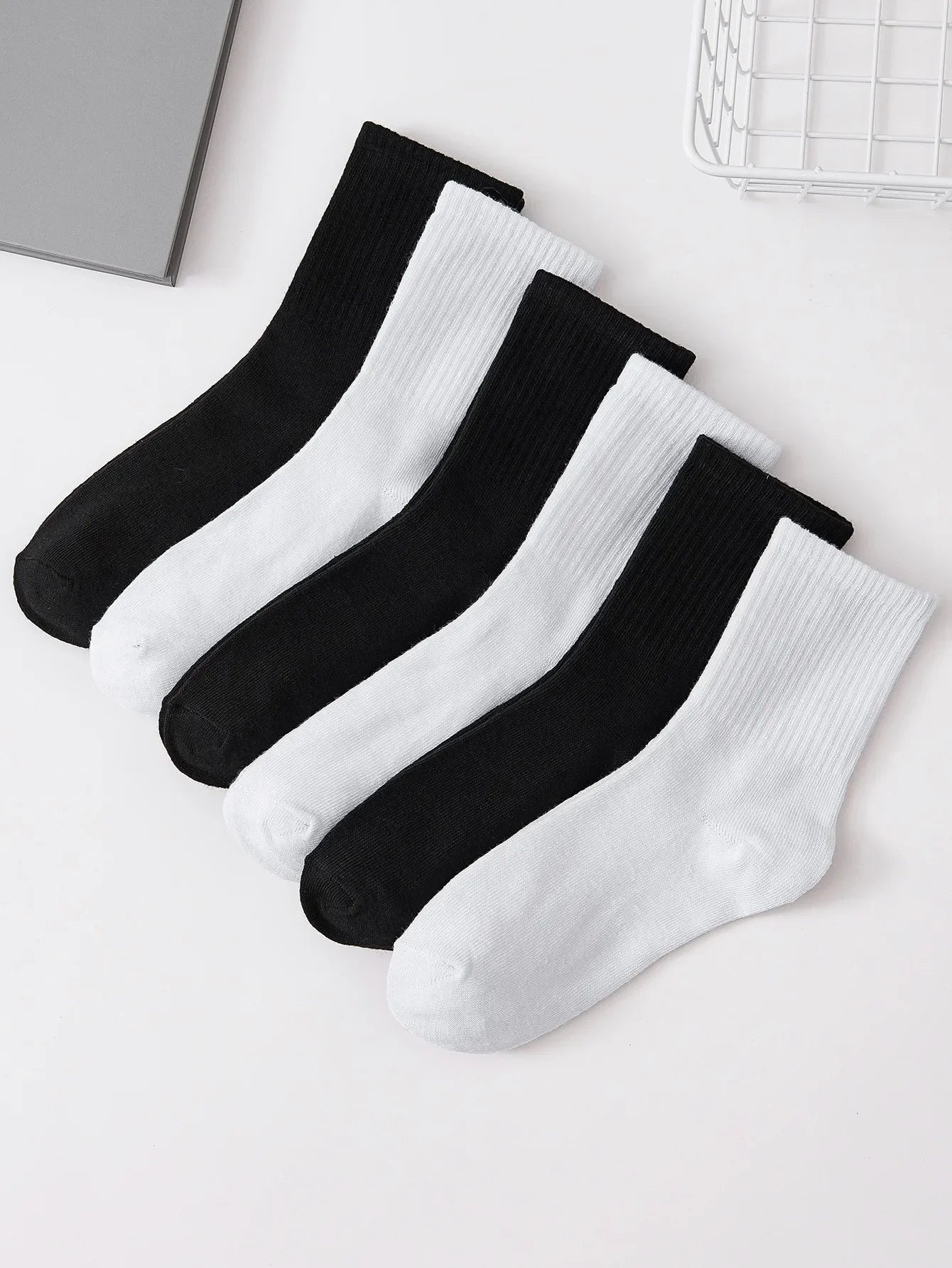 6/12 Pairs Middle Tube Socks For Men And Women Casual Single code LLZ082