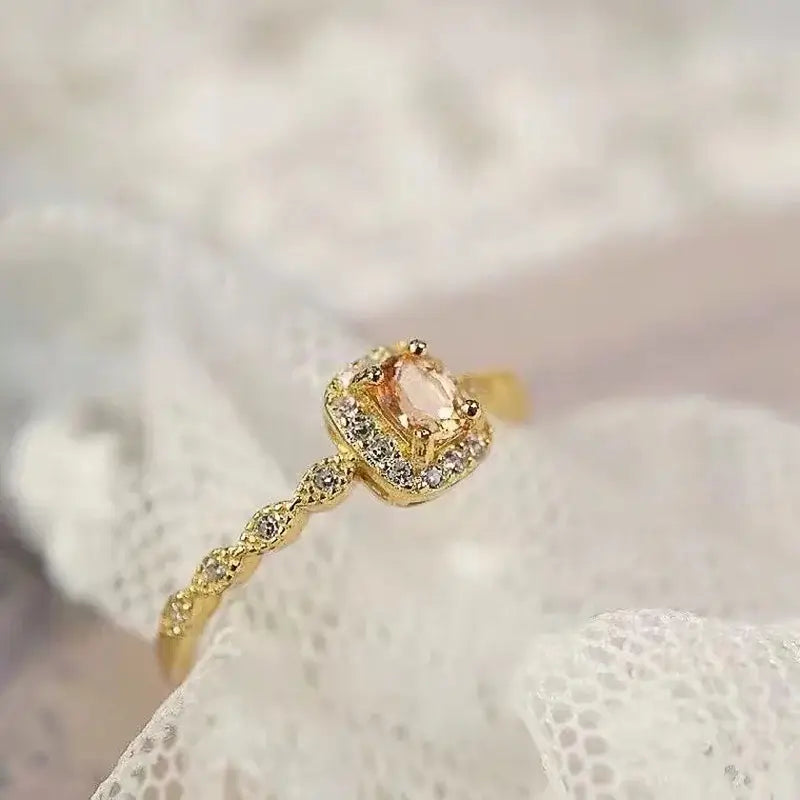 Huitan Temperament Lady Finger Rings Oval Orange Zirconia Elegant Fashion Jewelry Q661