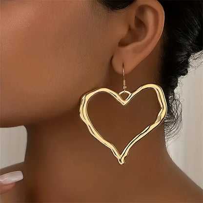 Elegant Gold Heart Pendant Necklace and Earrings Set with Velvet Rope Chain for Women