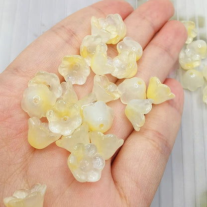 30 Piece Colorful Flower Shape Glass Beads for DIY Jewelry Making and Handmade Accessories