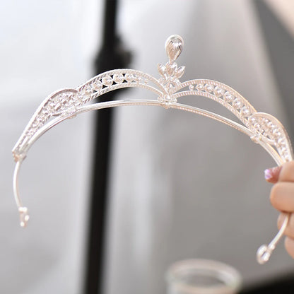 Elegant Crystal Pearl Tiara Headband for Women Bridal Rhinestone Crown Hair Accessory