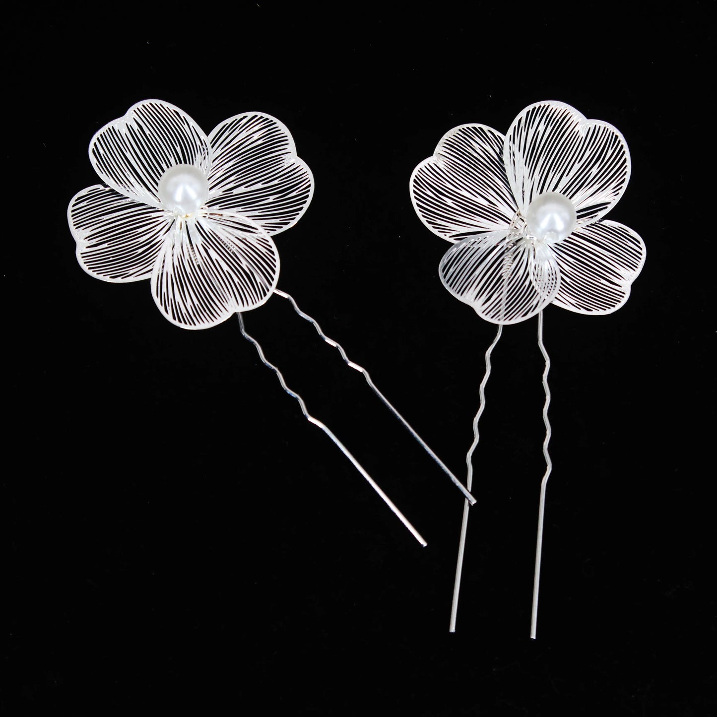 Bridal Bliss Flower Pearl Hair Comb Pins - 2PCS Wedding Accessories Pins SIlver