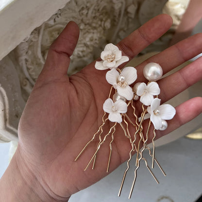 Elegant Bride U-Shaped Hair Sticks - Top-Rated Porcelain Flower Hairpins for Stunning Wedding Looks GE-13