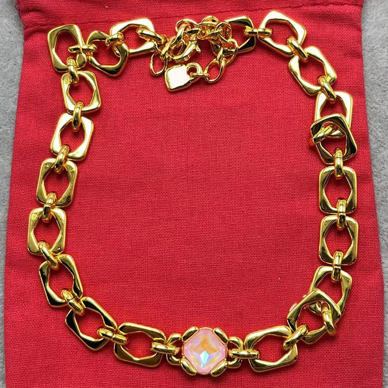 Elegant Spanish Luxury Necklace for Women - Lightweight Fashion Jewelry for Parties and Exquisite Gifts