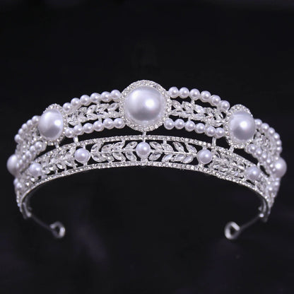 Bridal Bliss Silver Crystal Crown - Top-Rated Alloy Hair Accessory silver
