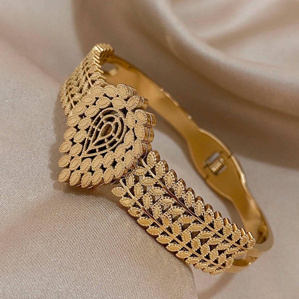 Vintage Stainless Steel Teardrop Leaf Cuff Bracelet for Women and Men