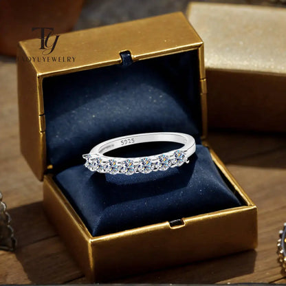 0.7CT Moissanite Gemstone Rings for Women in S925 Silver Stackable Wedding Band Elegant White Gold Jewelry Gift