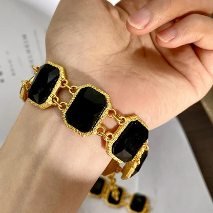 Vintage Inspired Geometric Black Metal Jewelry Set for Women
