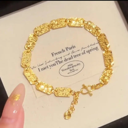 Elegant 24K Gold Women's Bracelet With Square Plate Design