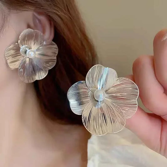 LATS Unique Metal Flower Stud Earrings for Women – Fashionable Wedding and Birthday Jewelry