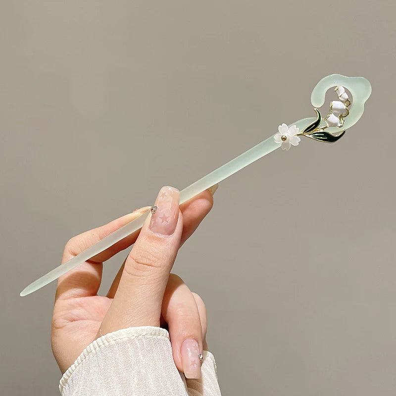Elegant Chinese Tassel Hair Stick Floral Design Hairpin for Women