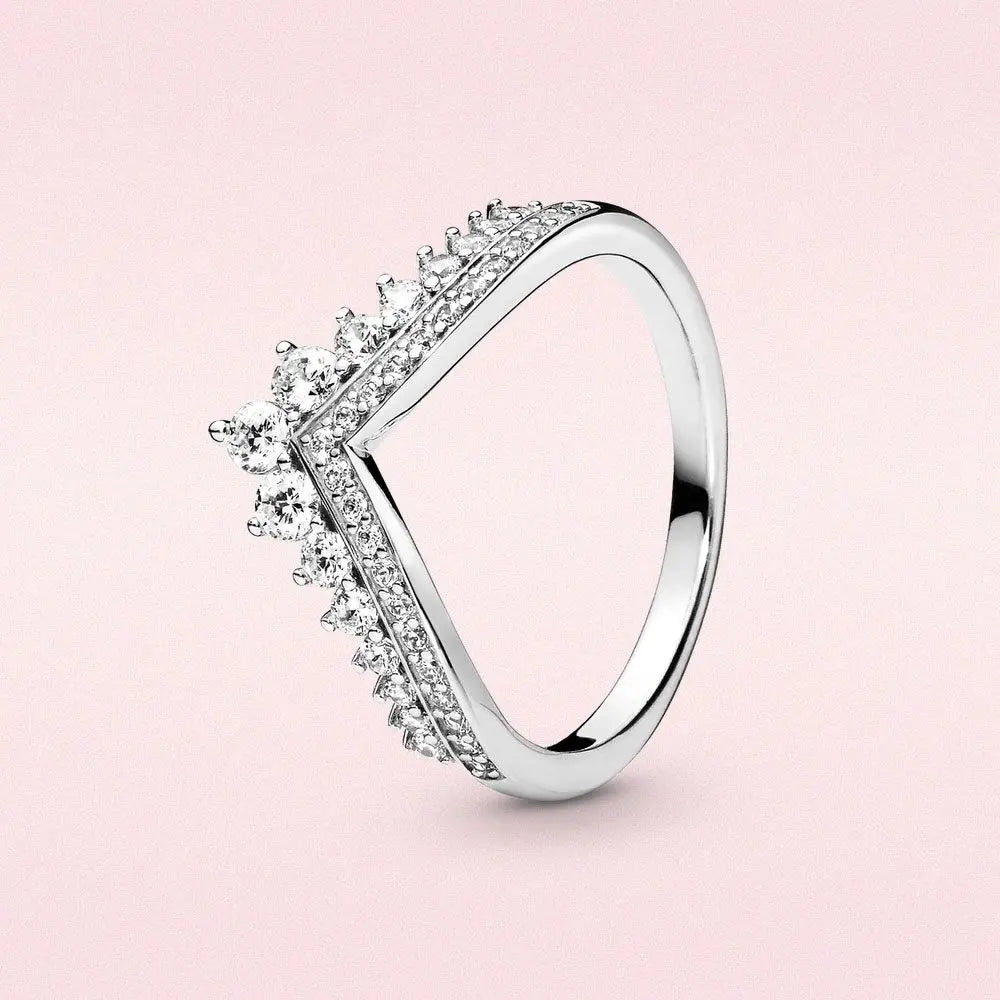 Heartfelt Elegance Red Pink Heart Zircon Ring for Women Sizes 6 to 9