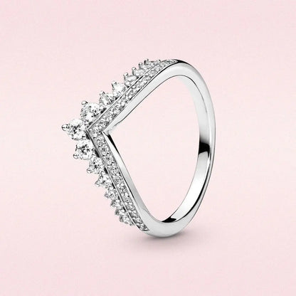 Heartfelt Elegance Red Pink Heart Zircon Ring for Women Sizes 6 to 9