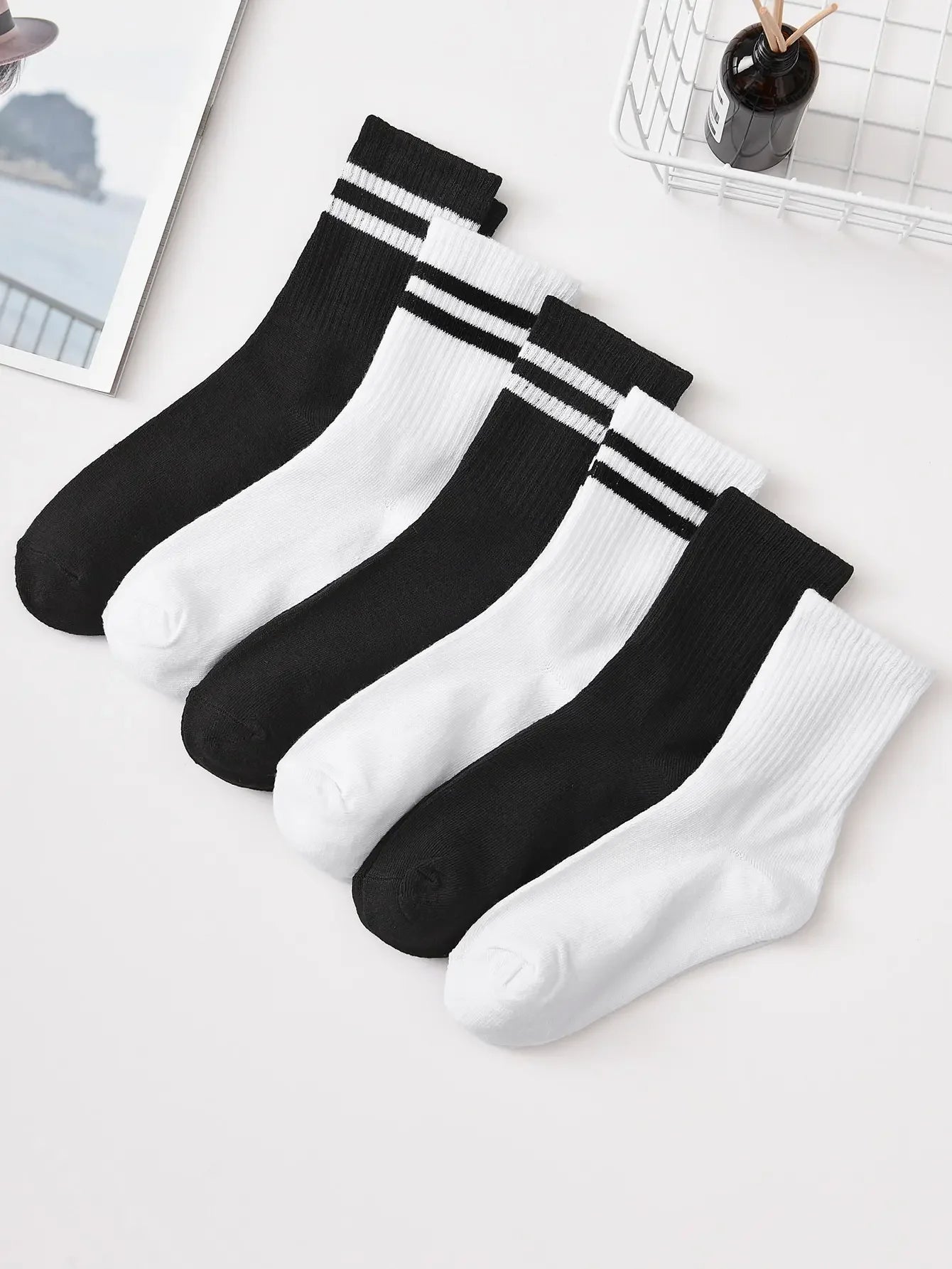 6/12 Pairs Middle Tube Socks For Men And Women Casual Single code NV575