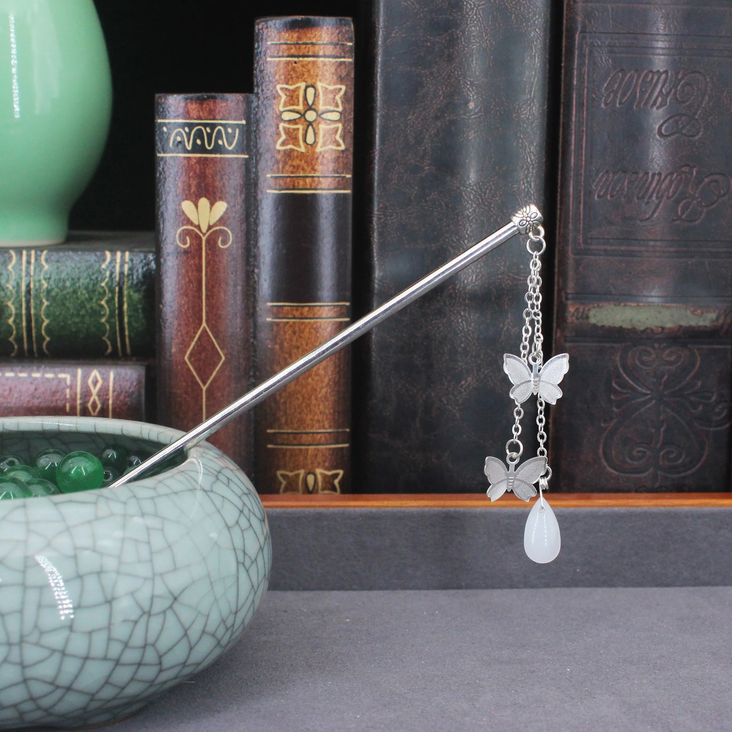 Fashion Metal Chinese Hair Stick with Butterfly Crystal Accent for Women in Silver and Gold - Elegant Hair Jewelry Accessory Gift