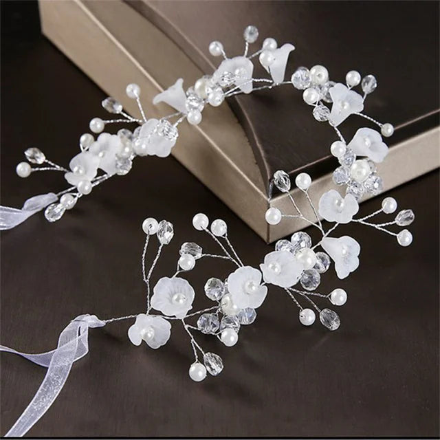 Elegant Bohemian Pearl Floral Headband for Romantic Beach Weddings