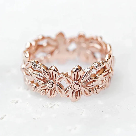 Rose Gold Flower Finger Rings for Women Elegant Wedding Party Accessories Romantic Birthday Gift Statement Jewelry