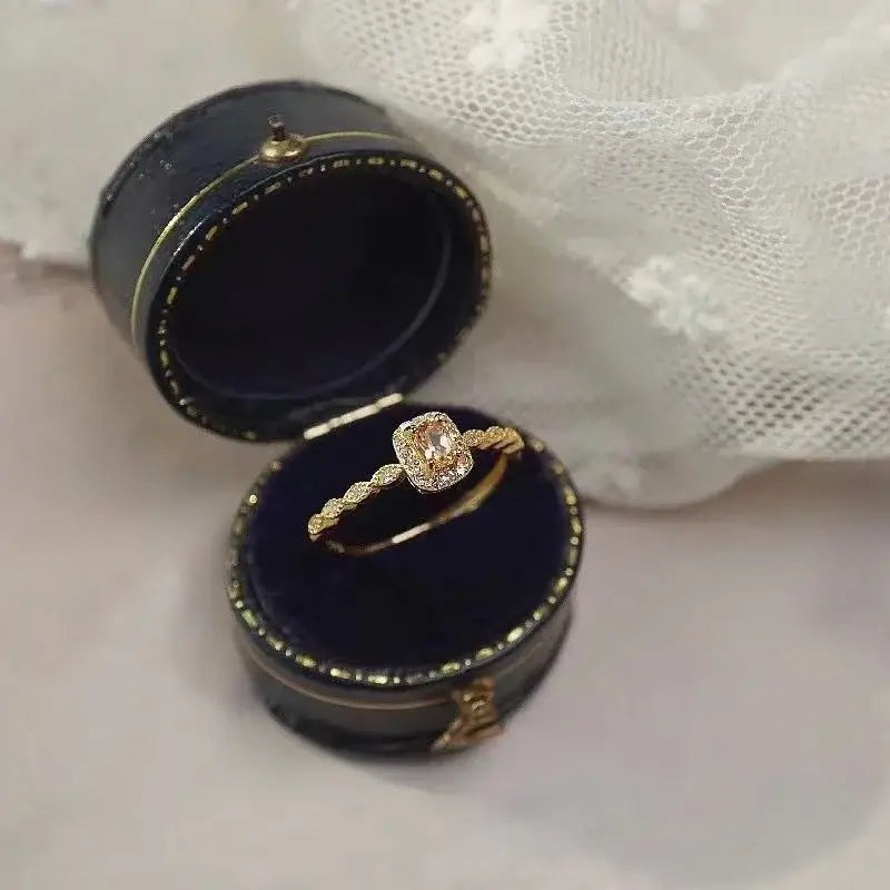 Huitan Temperament Lady Finger Rings Oval Orange Zirconia Elegant Fashion Jewelry Q661