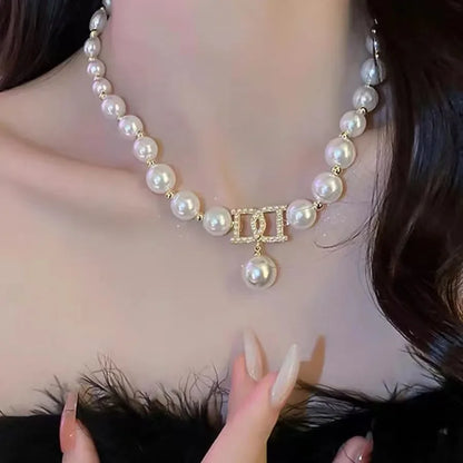 Elegant Pearl Bead Choker Necklace for Brides and Weddings