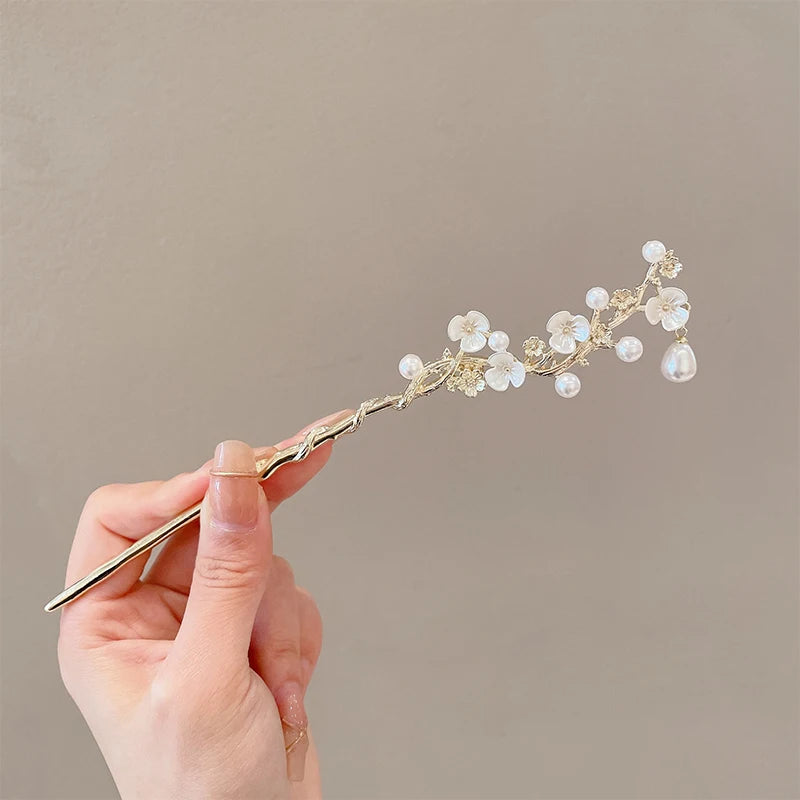Elegant Chinese Tassel Hair Stick Floral Design Hairpin for Women