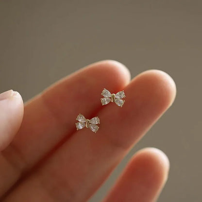 Elegant 925 Silver Needle Minimalist Round Cubic Zirconia Stud Earrings for Women