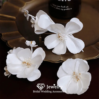Romantic Handmade Flower Hairpins for Bridal Headdress and Wedding Hairwear